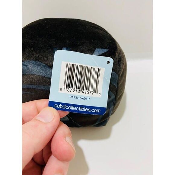 Star Wars Vader 3D Ultra Stretch Mini Cloud Cubd plush by The Northwest Company - Picture 6 of 9